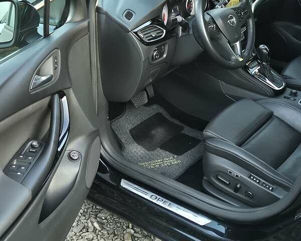 Черный Опель Астра, объемом двигателя 1.6 л и пробегом 194 тыс. км за 13500 $, фото 62 на Automoto.ua
