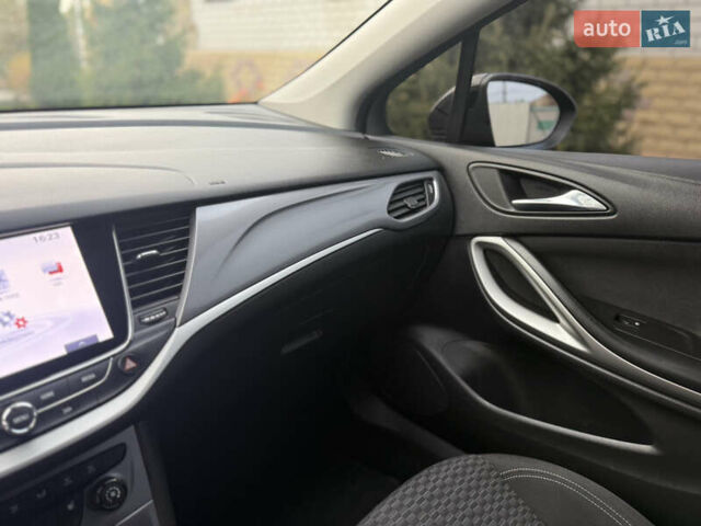 Черный Опель Астра, объемом двигателя 1.6 л и пробегом 173 тыс. км за 12000 $, фото 13 на Automoto.ua