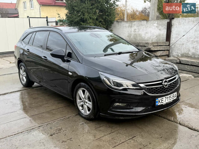 Черный Опель Астра, объемом двигателя 1.6 л и пробегом 173 тыс. км за 12000 $, фото 2 на Automoto.ua