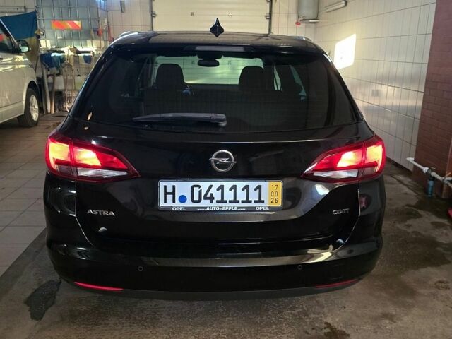 Черный Опель Астра, объемом двигателя 1.6 л и пробегом 158 тыс. км за 10300 $, фото 5 на Automoto.ua
