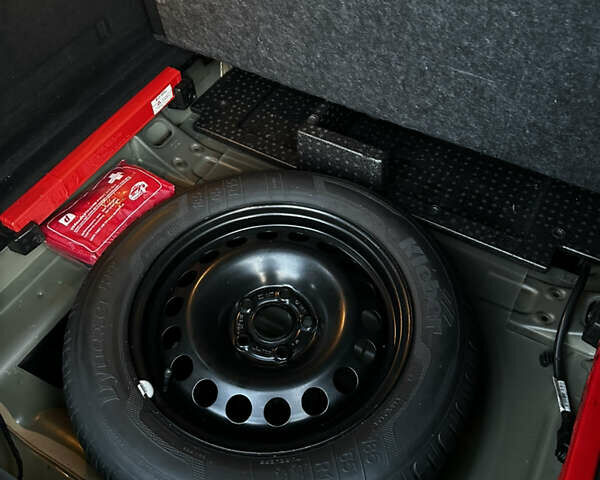 Черный Опель Астра, объемом двигателя 1.6 л и пробегом 263 тыс. км за 10999 $, фото 18 на Automoto.ua