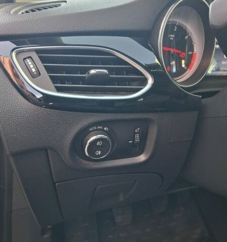 Чорний Опель Астра, об'ємом двигуна 1.6 л та пробігом 251 тис. км за 10000 $, фото 17 на Automoto.ua