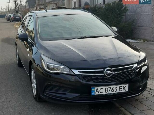Черный Опель Астра, объемом двигателя 1.6 л и пробегом 178 тыс. км за 10500 $, фото 1 на Automoto.ua