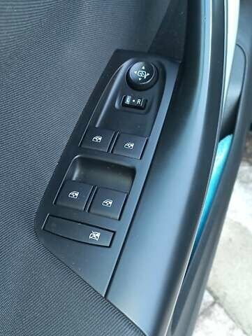 Черный Опель Астра, объемом двигателя 1.6 л и пробегом 178 тыс. км за 10500 $, фото 15 на Automoto.ua