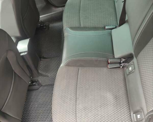 Черный Опель Астра, объемом двигателя 1.6 л и пробегом 295 тыс. км за 11400 $, фото 12 на Automoto.ua