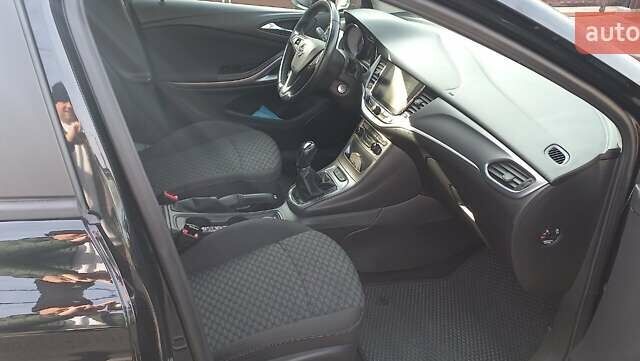 Черный Опель Астра, объемом двигателя 1.6 л и пробегом 178 тыс. км за 10500 $, фото 11 на Automoto.ua