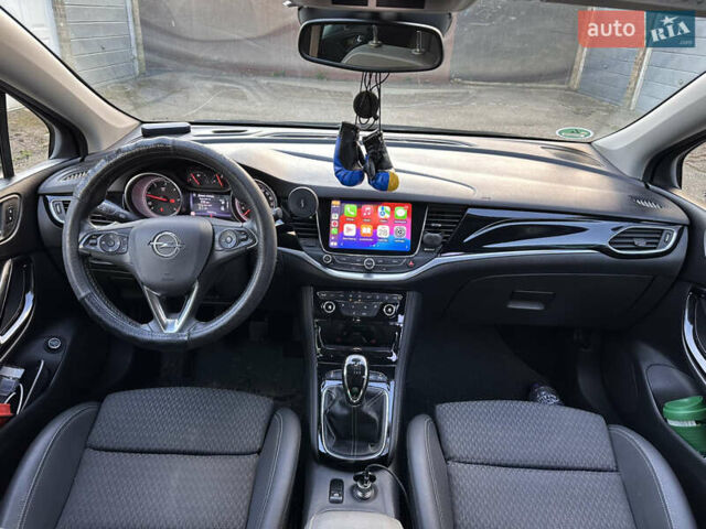 Черный Опель Астра, объемом двигателя 1.6 л и пробегом 142 тыс. км за 12000 $, фото 13 на Automoto.ua