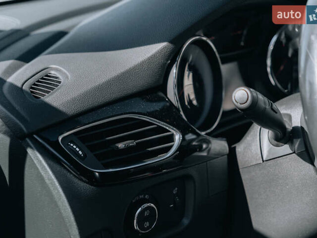 Чорний Опель Астра, об'ємом двигуна 1.6 л та пробігом 222 тис. км за 13000 $, фото 32 на Automoto.ua