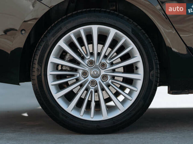 Чорний Опель Астра, об'ємом двигуна 1.6 л та пробігом 222 тис. км за 13000 $, фото 10 на Automoto.ua