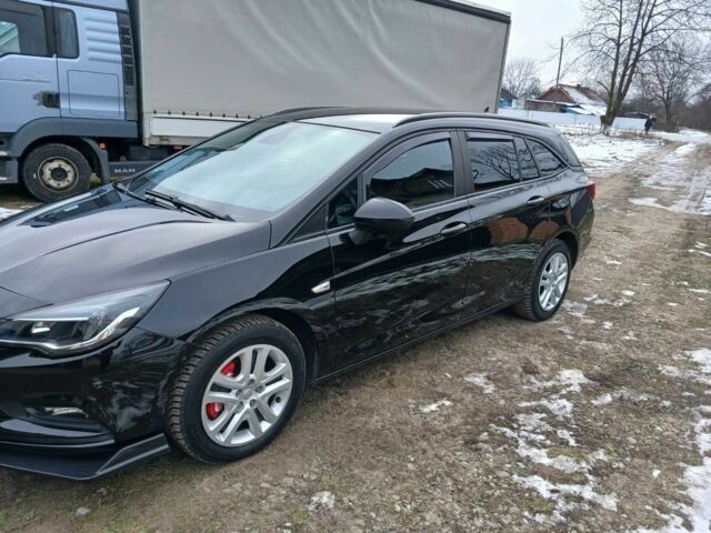 Черный Опель Астра, объемом двигателя 1.6 л и пробегом 65 тыс. км за 13000 $, фото 2 на Automoto.ua