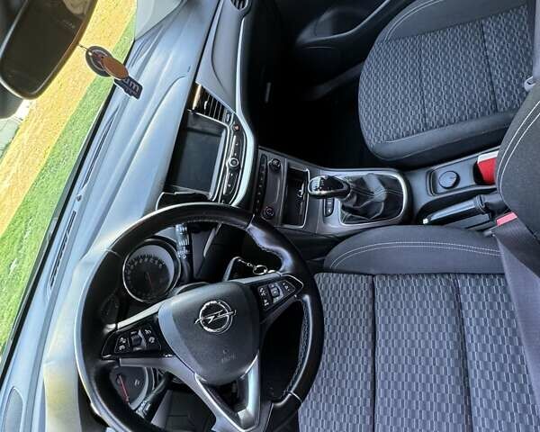 Черный Опель Астра, объемом двигателя 1.6 л и пробегом 189 тыс. км за 11000 $, фото 5 на Automoto.ua