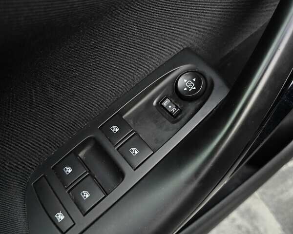 Черный Опель Астра, объемом двигателя 1.6 л и пробегом 203 тыс. км за 10650 $, фото 24 на Automoto.ua