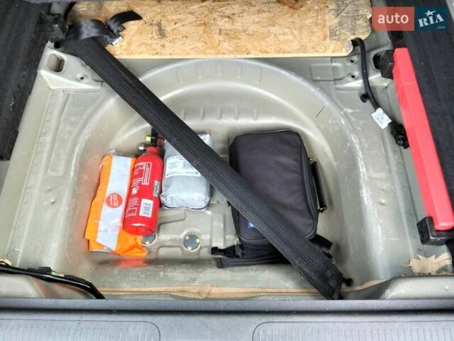 Черный Опель Астра, объемом двигателя 1.6 л и пробегом 203 тыс. км за 10650 $, фото 33 на Automoto.ua