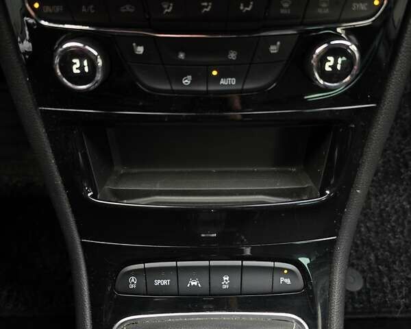 Черный Опель Астра, объемом двигателя 1.6 л и пробегом 203 тыс. км за 10850 $, фото 25 на Automoto.ua