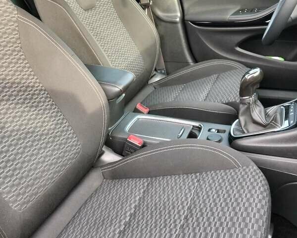 Черный Опель Астра, объемом двигателя 1.6 л и пробегом 203 тыс. км за 10650 $, фото 3 на Automoto.ua