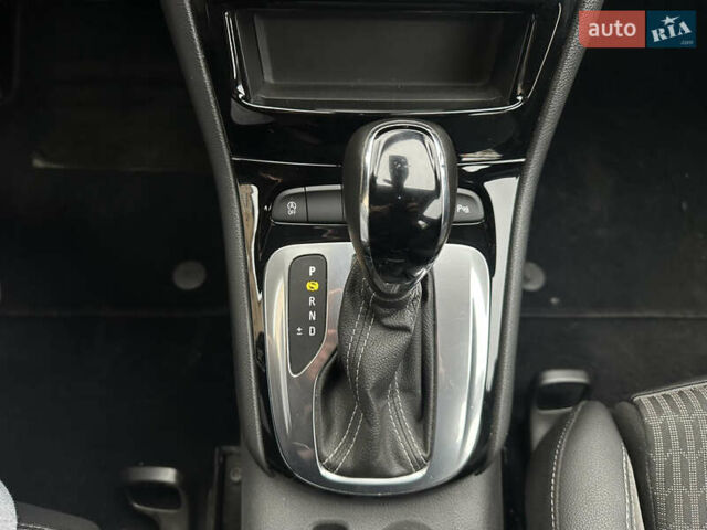 Черный Опель Астра, объемом двигателя 1.5 л и пробегом 260 тыс. км за 12800 $, фото 45 на Automoto.ua