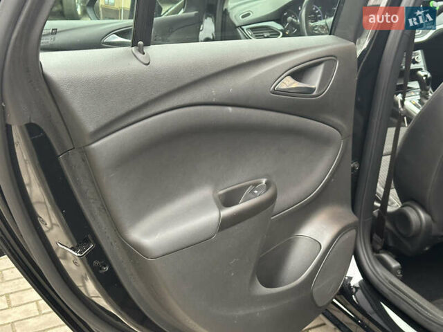 Черный Опель Астра, объемом двигателя 1.5 л и пробегом 260 тыс. км за 12800 $, фото 25 на Automoto.ua