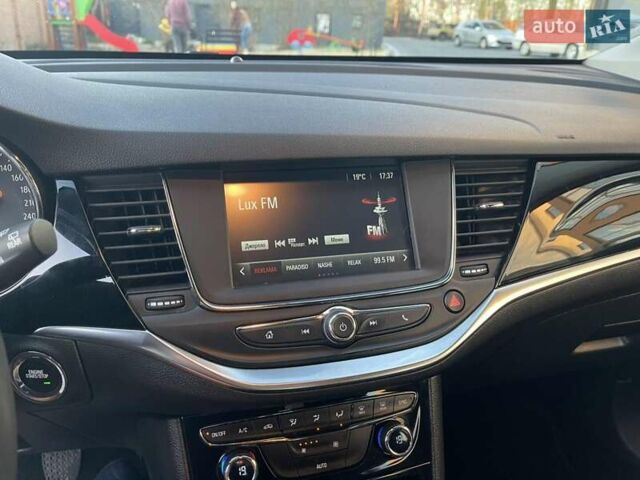 Черный Опель Астра, объемом двигателя 1.5 л и пробегом 135 тыс. км за 12600 $, фото 13 на Automoto.ua