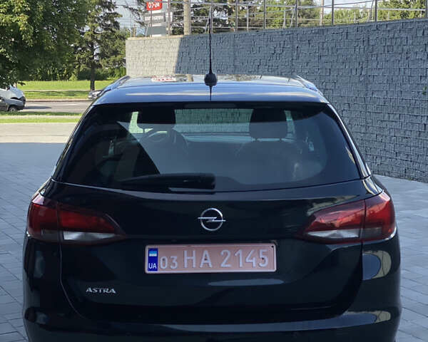 Черный Опель Астра, объемом двигателя 1.5 л и пробегом 170 тыс. км за 13600 $, фото 10 на Automoto.ua