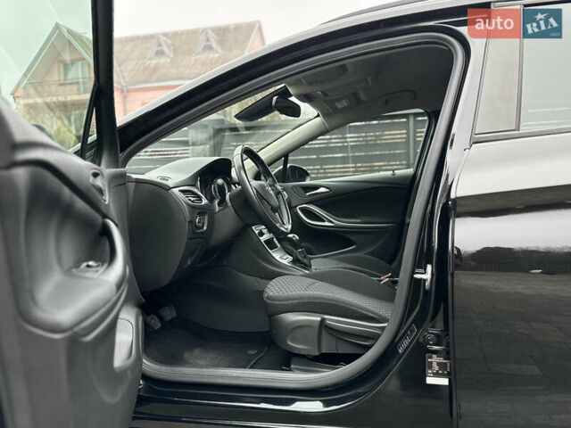 Чорний Опель Астра, об'ємом двигуна 1.5 л та пробігом 103 тис. км за 14499 $, фото 35 на Automoto.ua