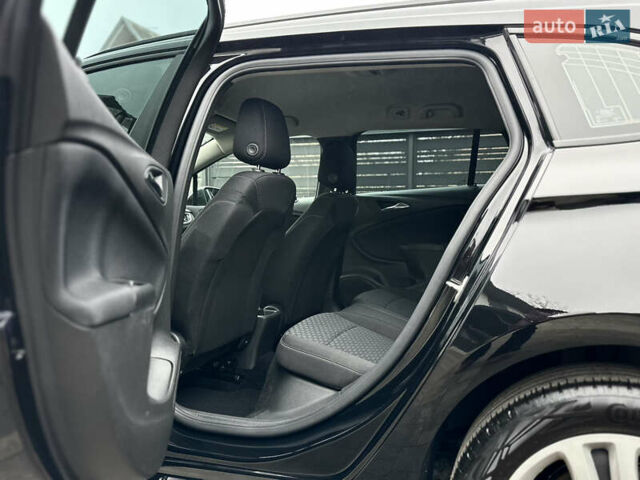 Чорний Опель Астра, об'ємом двигуна 1.5 л та пробігом 103 тис. км за 14499 $, фото 56 на Automoto.ua