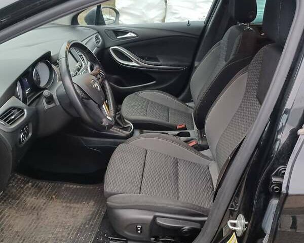 Чорний Опель Астра, об'ємом двигуна 1.5 л та пробігом 132 тис. км за 13100 $, фото 4 на Automoto.ua