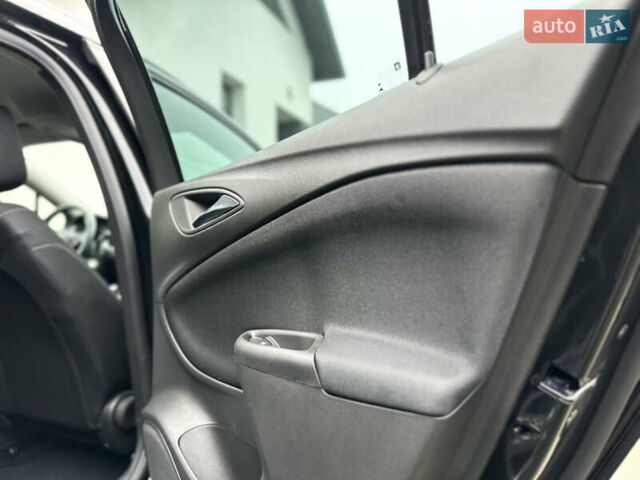 Чорний Опель Астра, об'ємом двигуна 1.5 л та пробігом 103 тис. км за 14499 $, фото 61 на Automoto.ua