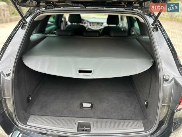 Черный Опель Астра, объемом двигателя 1.5 л и пробегом 125 тыс. км за 13700 $, фото 25 на Automoto.ua