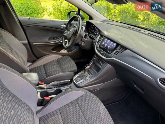 Черный Опель Астра, объемом двигателя 1.5 л и пробегом 135 тыс. км за 14490 $, фото 21 на Automoto.ua