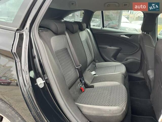 Черный Опель Астра, объемом двигателя 1.5 л и пробегом 134 тыс. км за 14490 $, фото 10 на Automoto.ua