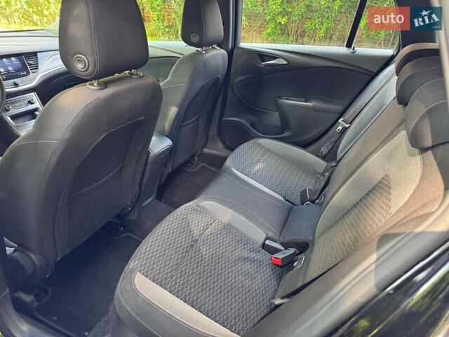 Черный Опель Астра, объемом двигателя 1.5 л и пробегом 135 тыс. км за 14490 $, фото 16 на Automoto.ua