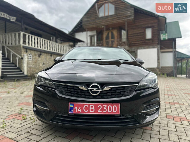 Черный Опель Астра, объемом двигателя 1.5 л и пробегом 125 тыс. км за 13700 $, фото 2 на Automoto.ua