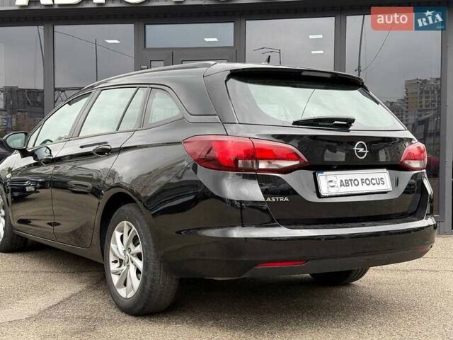 Черный Опель Астра, объемом двигателя 1.5 л и пробегом 134 тыс. км за 14490 $, фото 5 на Automoto.ua