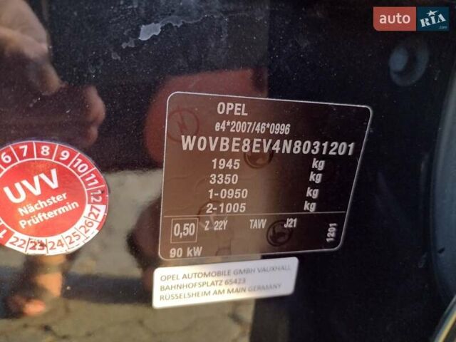 Черный Опель Астра, объемом двигателя 1.5 л и пробегом 120 тыс. км за 13500 $, фото 39 на Automoto.ua