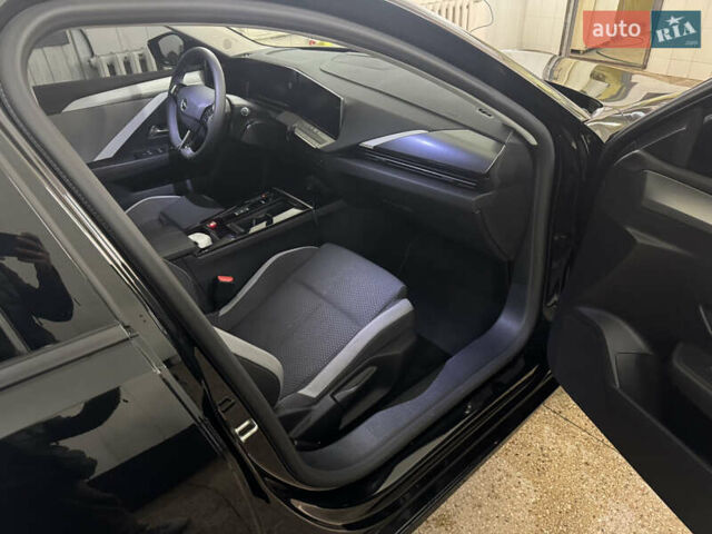 Чорний Опель Астра, об'ємом двигуна 0 л та пробігом 20 тис. км за 22500 $, фото 6 на Automoto.ua