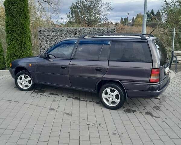Опель Астра 1996 в Самборе на Automoto.ua Фиолетовый Опель Астра, объемом двигателя 1.6 л и пробегом 400 тыс. км за 1600 $, фото 3 на Automoto.ua