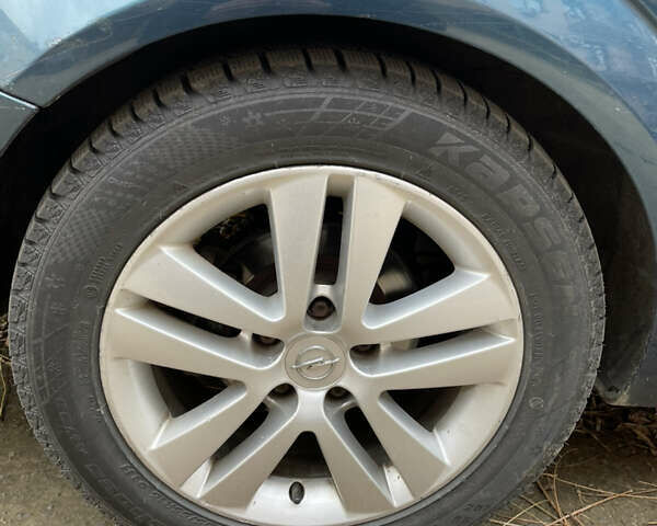 Фіолетовий Опель Астра, об'ємом двигуна 1.91 л та пробігом 235 тис. км за 4750 $, фото 2 на Automoto.ua