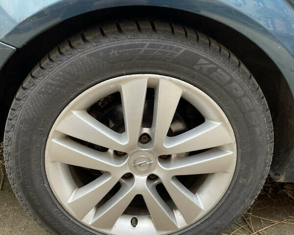 Фіолетовий Опель Астра, об'ємом двигуна 1.91 л та пробігом 235 тис. км за 4750 $, фото 3 на Automoto.ua