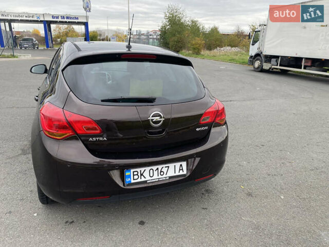 Коричневый Опель Астра, объемом двигателя 1.69 л и пробегом 278 тыс. км за 6900 $, фото 5 на Automoto.ua