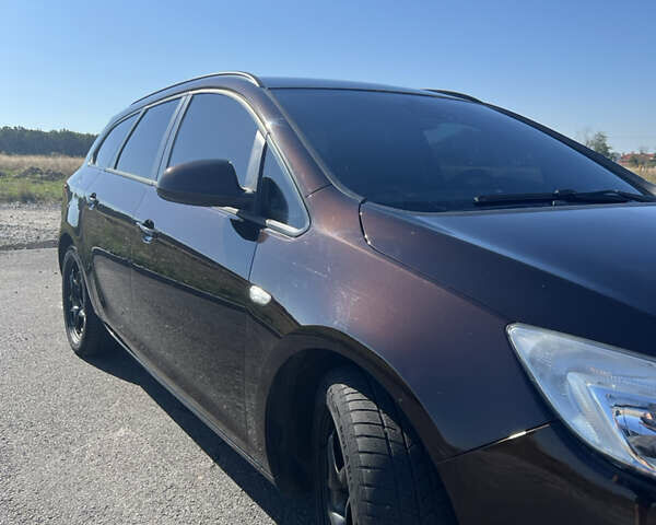 Коричневий Опель Астра, об'ємом двигуна 1.7 л та пробігом 299 тис. км за 7600 $, фото 3 на Automoto.ua