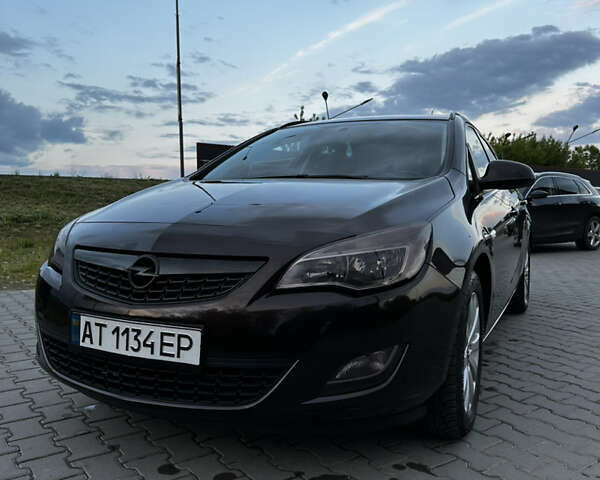 Коричневый Опель Астра, объемом двигателя 1.7 л и пробегом 268 тыс. км за 7200 $, фото 35 на Automoto.ua