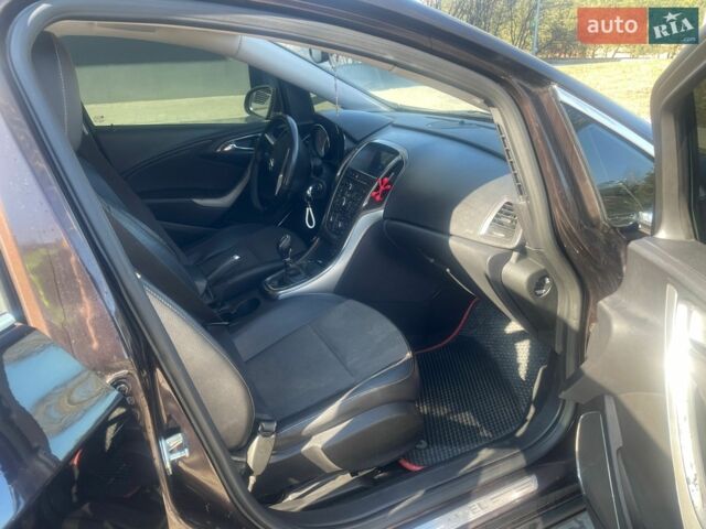 Коричневый Опель Астра, объемом двигателя 2 л и пробегом 257 тыс. км за 7500 $, фото 16 на Automoto.ua