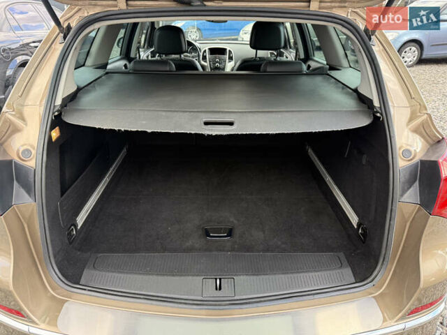 Опель Астра 2013 в Умани на Automoto.ua Коричневый Опель Астра, объемом двигателя 1.7 л и пробегом 248 тыс. км за 8950 $, фото 17 на Automoto.ua