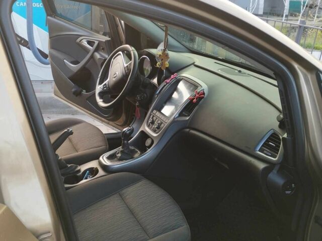 Коричневый Опель Астра, объемом двигателя 1.7 л и пробегом 206 тыс. км за 7800 $, фото 21 на Automoto.ua