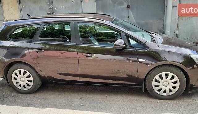 Коричневий Опель Астра, об'ємом двигуна 1.2 л та пробігом 222 тис. км за 7900 $, фото 3 на Automoto.ua