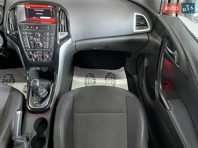 Опель Астра 2015 у Стрые на Automoto.ua Коричневий Опель Астра, об'ємом двигуна 1.6 л та пробігом 237 тис. км за 8950 $, фото 39 на Automoto.ua