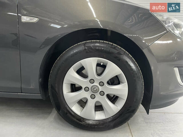 Опель Астра 2015 у Стрые на Automoto.ua Коричневий Опель Астра, об'ємом двигуна 1.6 л та пробігом 237 тис. км за 8950 $, фото 67 на Automoto.ua