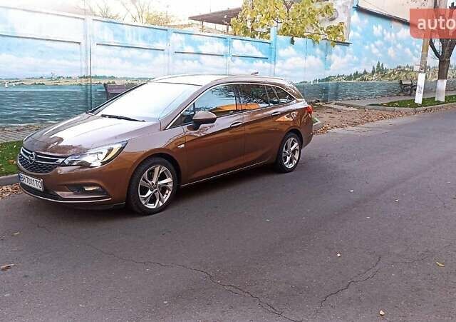 Коричневый Опель Астра, объемом двигателя 1.6 л и пробегом 258 тыс. км за 11800 $, фото 2 на Automoto.ua