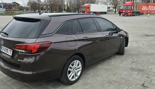 Коричневый Опель Астра, объемом двигателя 1.6 л и пробегом 246 тыс. км за 10700 $, фото 3 на Automoto.ua
