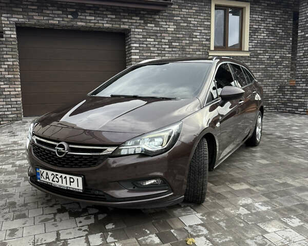 Коричневый Опель Астра, объемом двигателя 1.6 л и пробегом 240 тыс. км за 10800 $, фото 1 на Automoto.ua